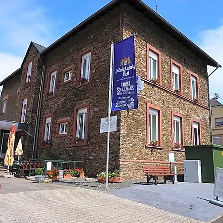 Altes Schulhaus Hotel 2*