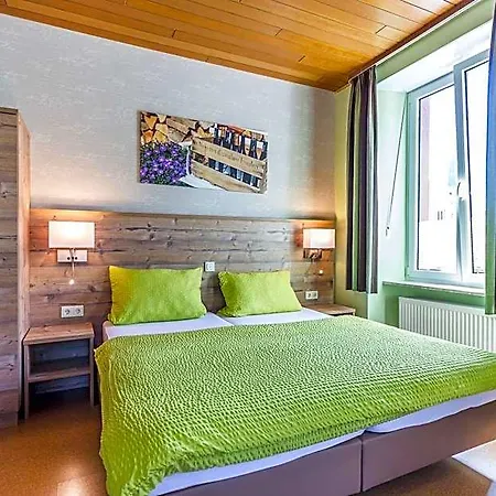 Hotel Altes Schulhaus Zeltingen-Rachtig