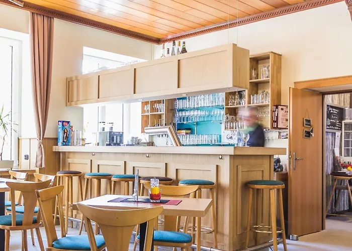 Hotel Altes Schulhaus 2*